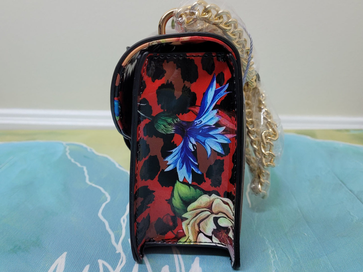 Floral Antique Beauty Handbag