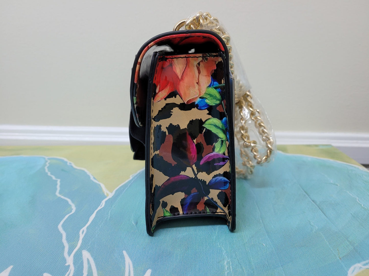 Floral Antique Beauty Handbag