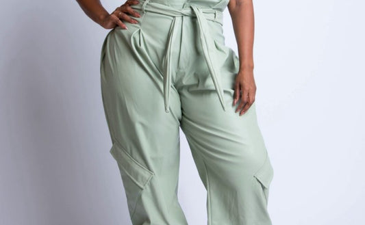 Nomi -Faux in Mint